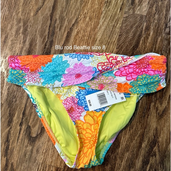 Women's Swimwear Bundle.bikini tops.Barely Worn&NWT Bottoms&1 top.7 PIECES TOTAL - Picture 12 of 15